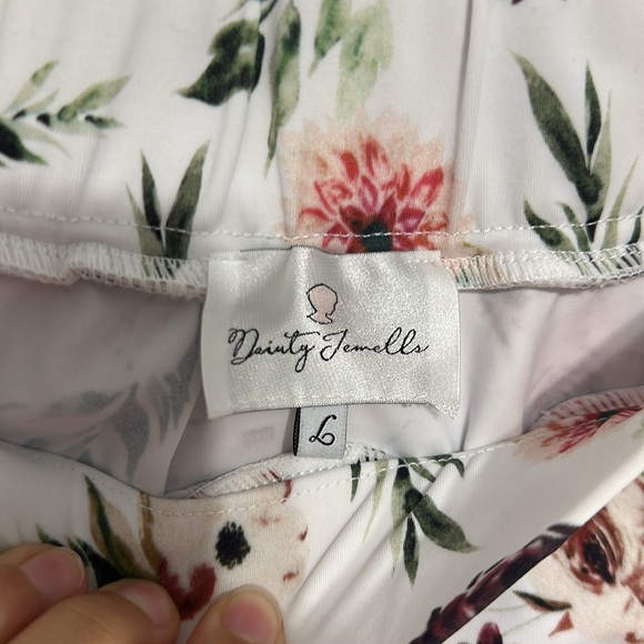 Dainty Jewells, burgundy and pink floral swim skirt - Picture 8 of 8